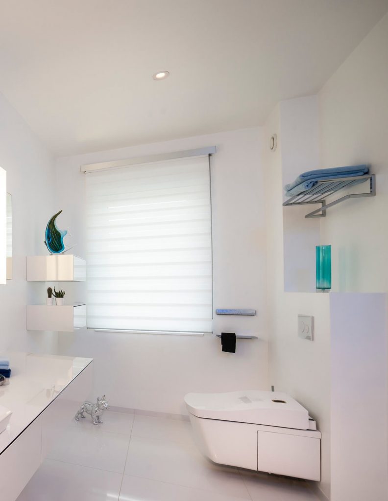 Luxus-Bad – Trendstudie: Badarchitektur-Purismus mit innovativer ... Luxus-Bad – Trendstudie: Badarchitektur-Purismus mit innovativer ...