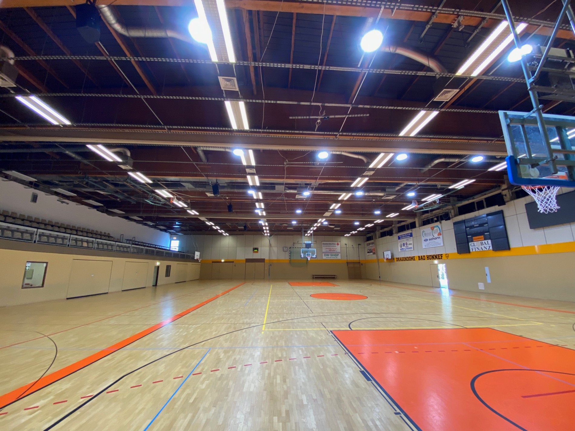 Menzenberger Sporthalle wieder bespielbar